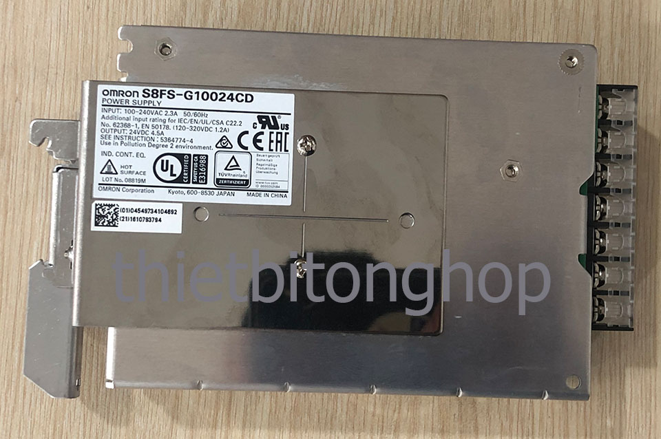 OMRON 02